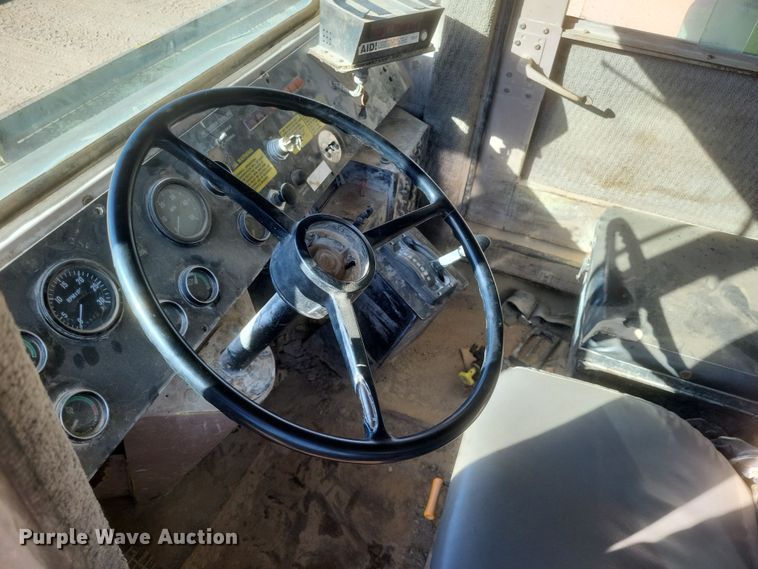 image for item DQ3701 1995 Euclid  R35 haul truck