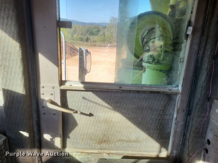 image for item DQ3701 1995 Euclid  R35 haul truck