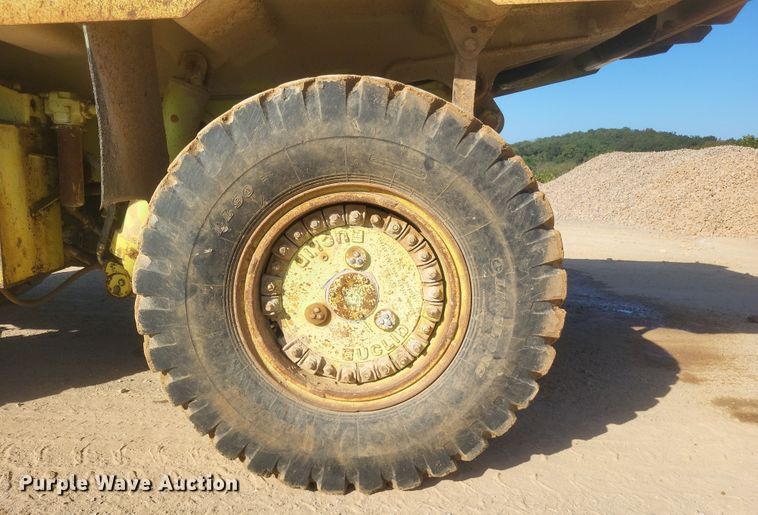 image for item DQ3701 1995 Euclid  R35 haul truck