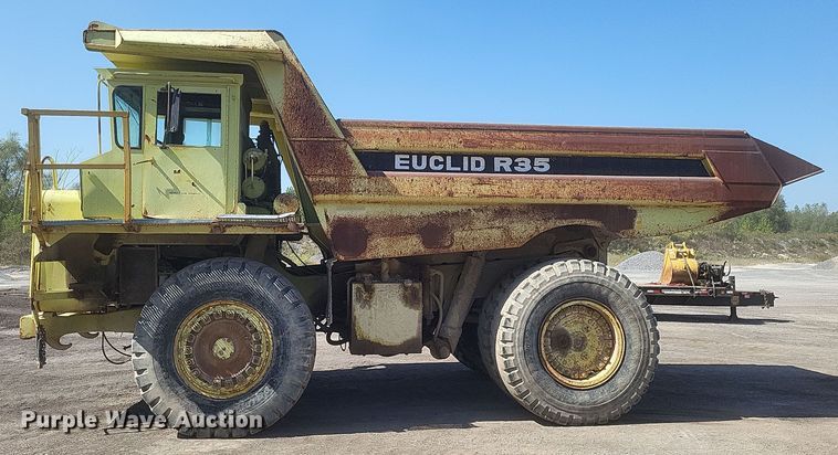 image for item DQ3703 1989 Euclid 324 T.D. R35  haul truck