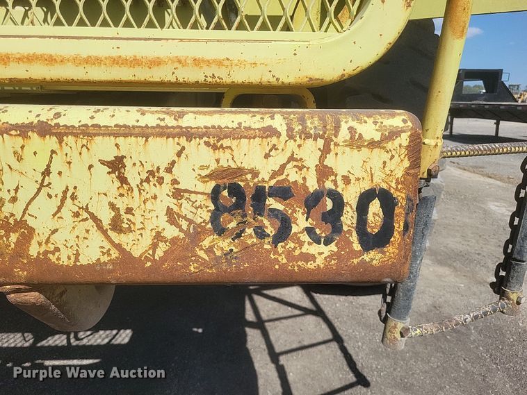 image for item DQ3703 1989 Euclid 324 T.D. R35  haul truck