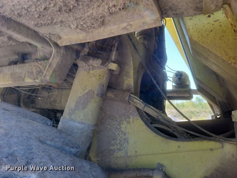 image for item DQ3703 1989 Euclid 324 T.D. R35  haul truck