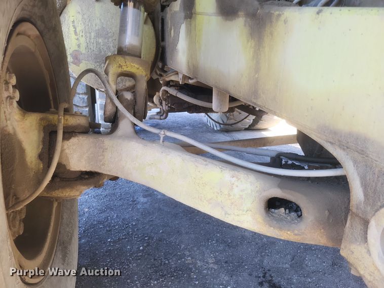 image for item DQ3703 1989 Euclid 324 T.D. R35  haul truck