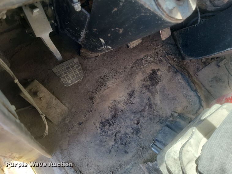 image for item DQ3703 1989 Euclid 324 T.D. R35  haul truck