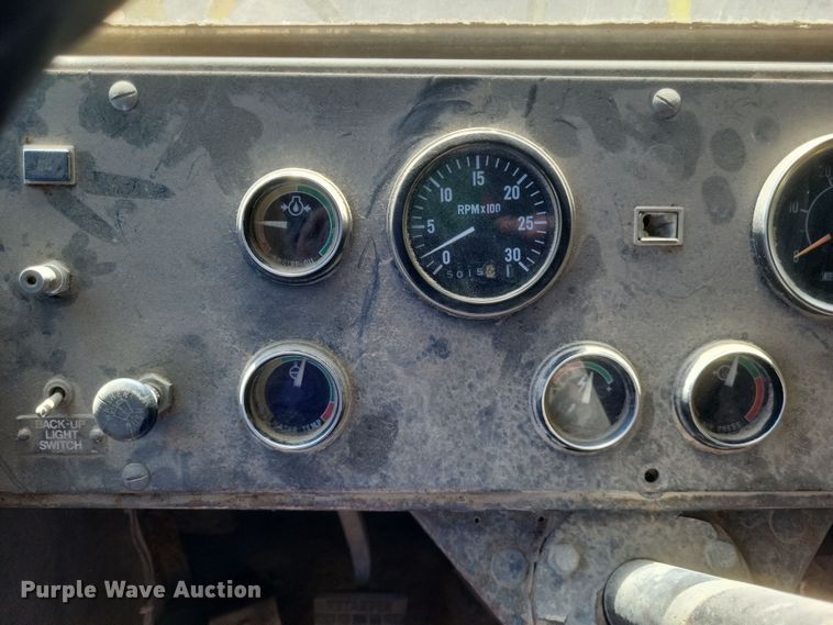 image for item DQ3703 1989 Euclid 324 T.D. R35  haul truck