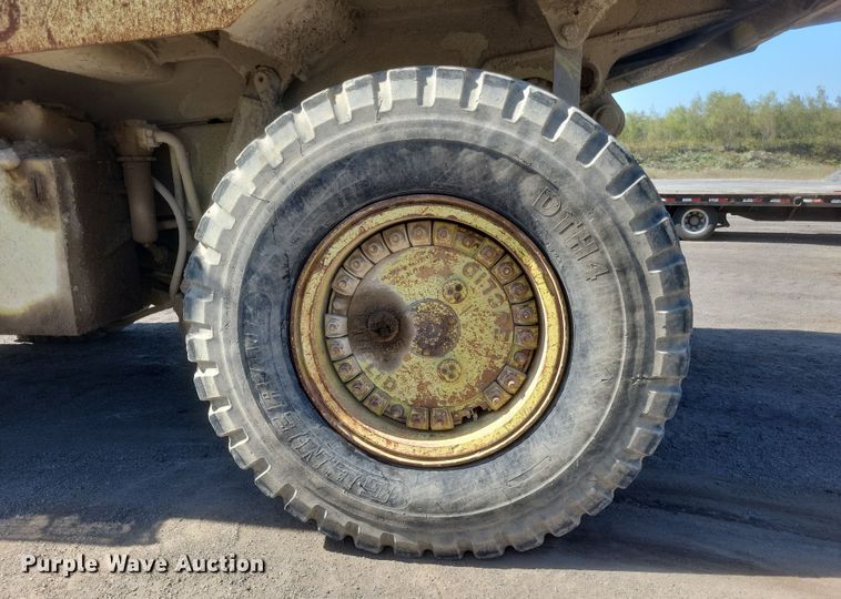 image for item DQ3703 1989 Euclid 324 T.D. R35  haul truck