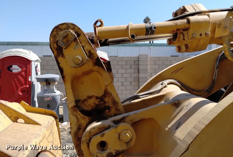image for item DQ6178 1999 Caterpillar 950G wheel loader
