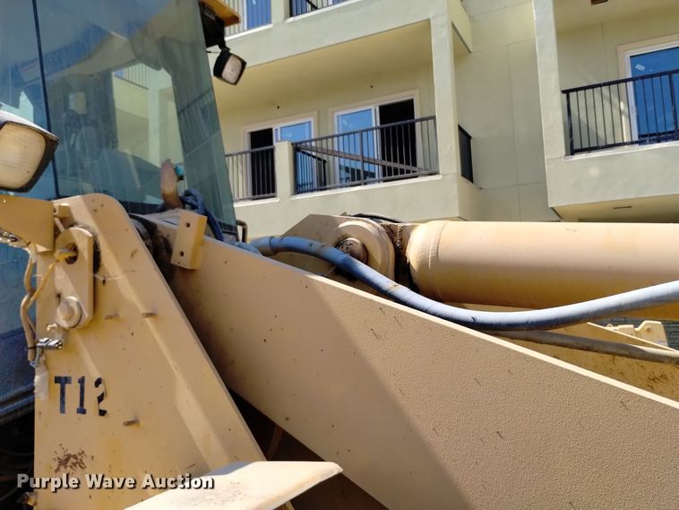 image for item DQ6178 1999 Caterpillar 950G wheel loader