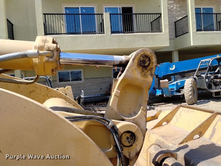 image for item DQ6178 1999 Caterpillar 950G wheel loader