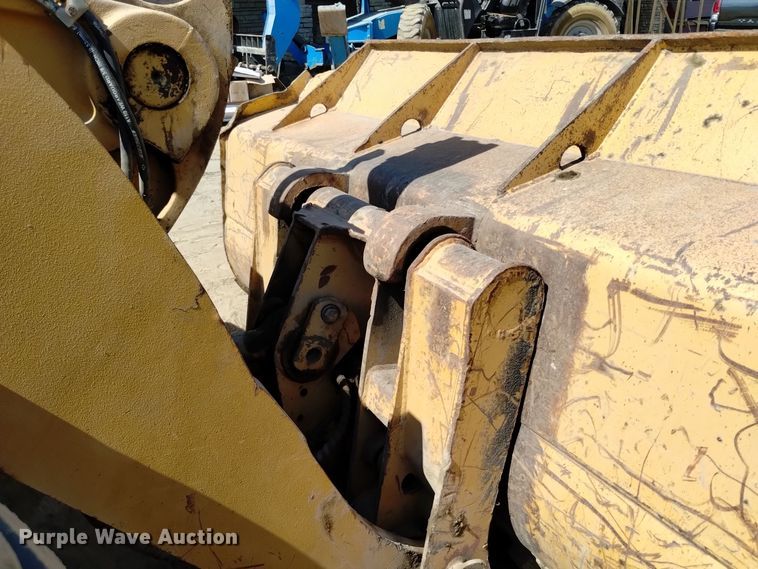 image for item DQ6178 1999 Caterpillar 950G wheel loader