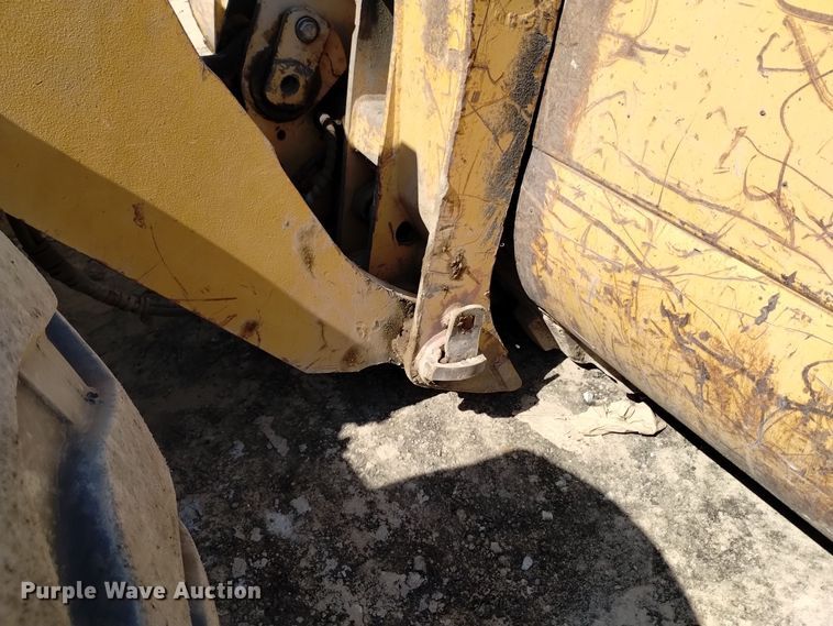 image for item DQ6178 1999 Caterpillar 950G wheel loader