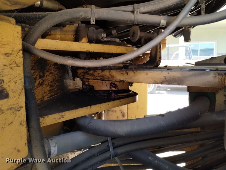 image for item DQ6178 1999 Caterpillar 950G wheel loader