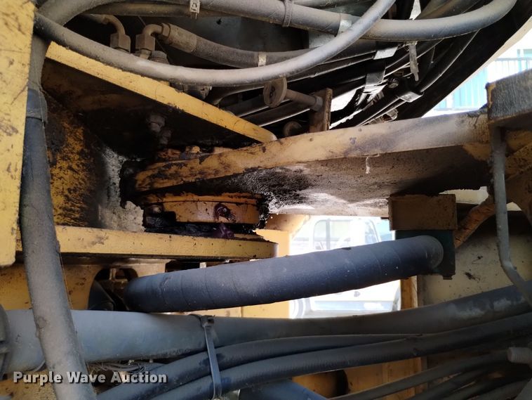 image for item DQ6178 1999 Caterpillar 950G wheel loader