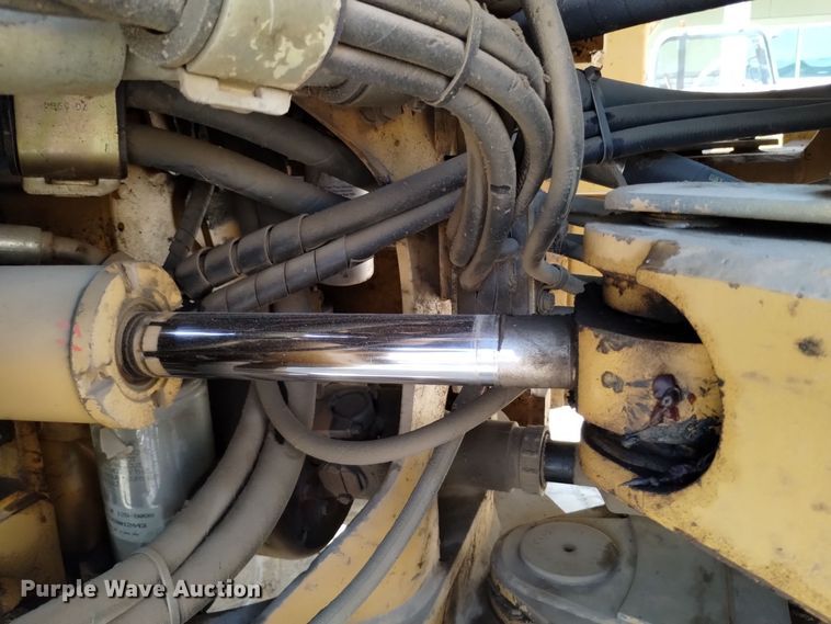 image for item DQ6178 1999 Caterpillar 950G wheel loader