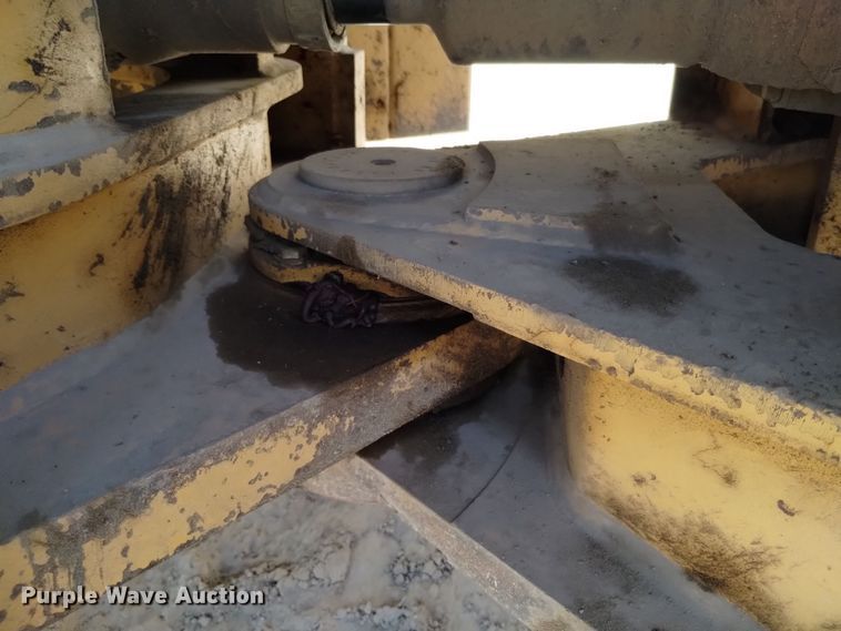 image for item DQ6178 1999 Caterpillar 950G wheel loader