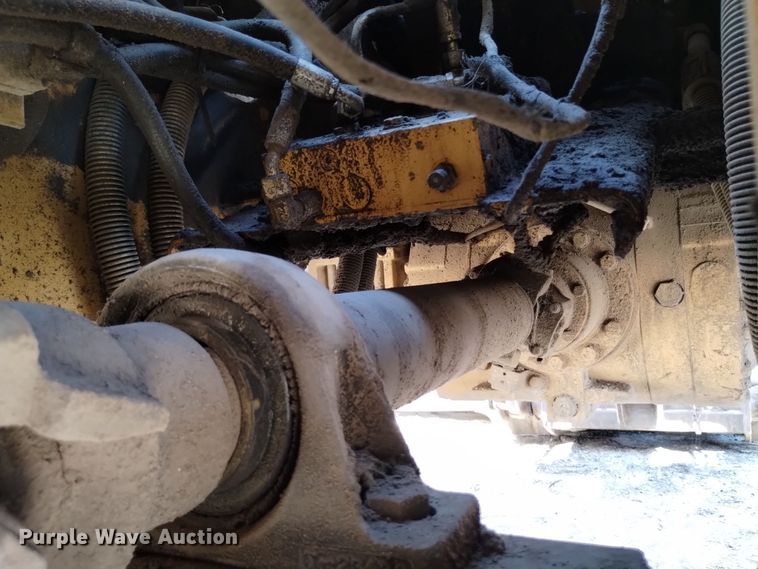 image for item DQ6178 1999 Caterpillar 950G wheel loader