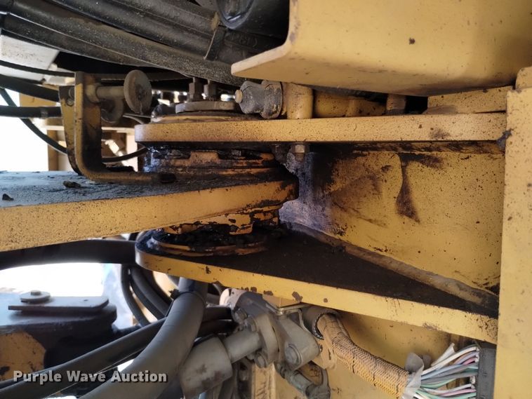 image for item DQ6178 1999 Caterpillar 950G wheel loader