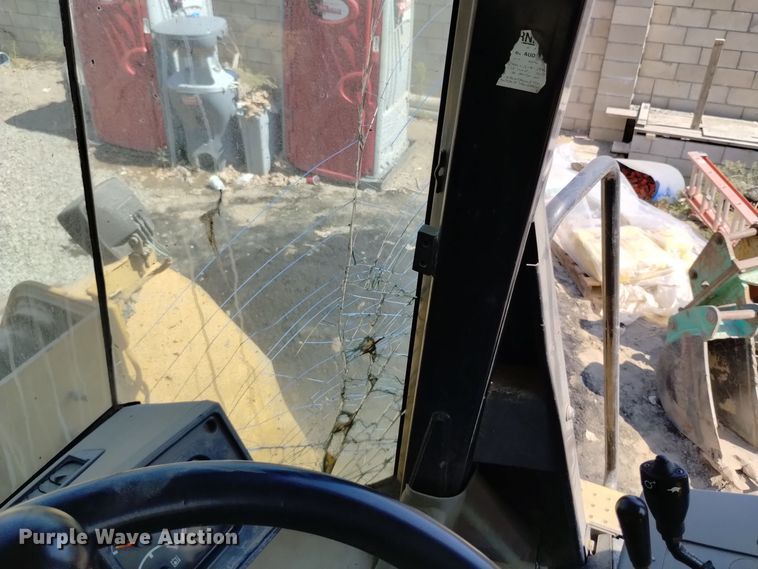 image for item DQ6178 1999 Caterpillar 950G wheel loader