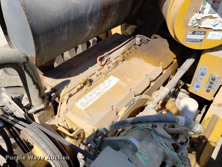 image for item DQ6178 1999 Caterpillar 950G wheel loader