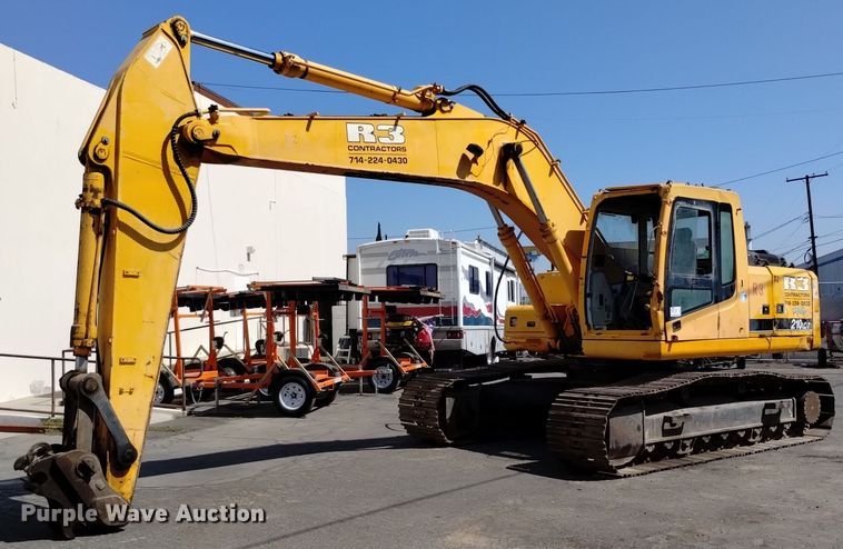 image for item DQ6179 2005 Hyundai  210LC excavator