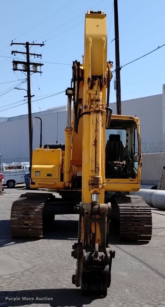 image for item DQ6179 2005 Hyundai  210LC excavator