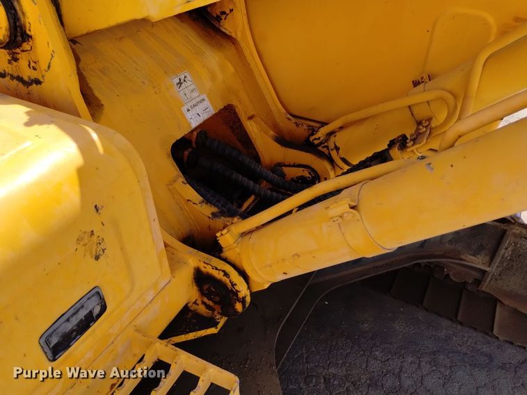 image for item DQ6179 2005 Hyundai  210LC excavator