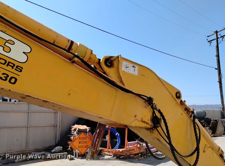 image for item DQ6179 2005 Hyundai  210LC excavator