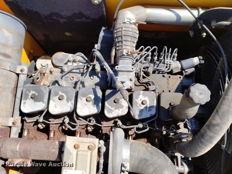 image for item DQ6179 2005 Hyundai  210LC excavator