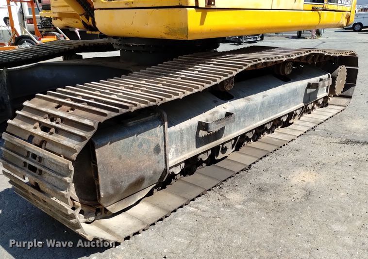 image for item DQ6179 2005 Hyundai  210LC excavator