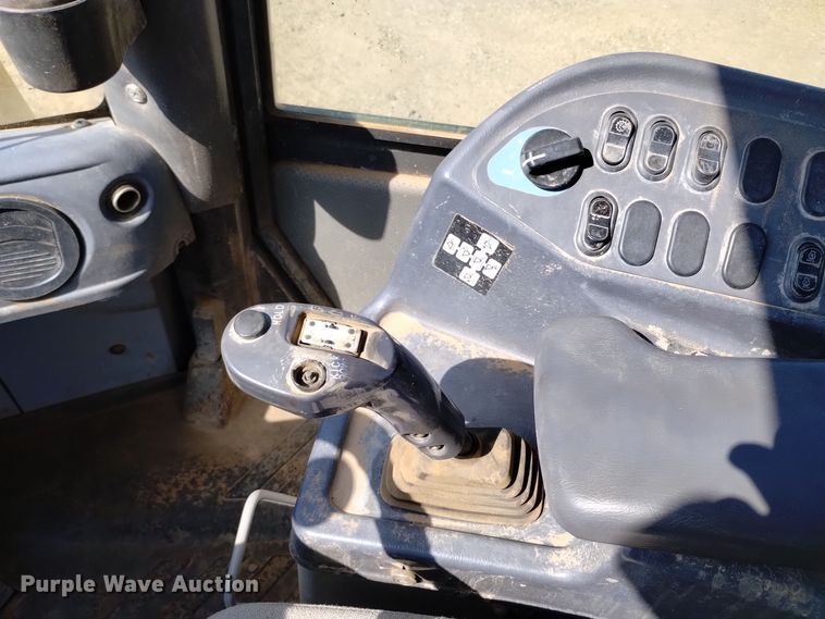 image for item DQ6181 2011 Komatsu WA470-6 wheel loader