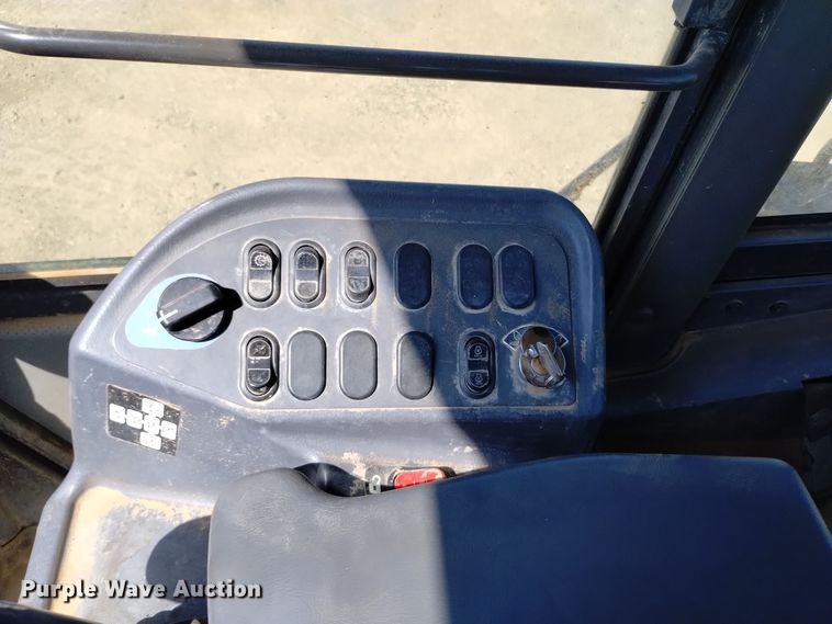 image for item DQ6181 2011 Komatsu WA470-6 wheel loader