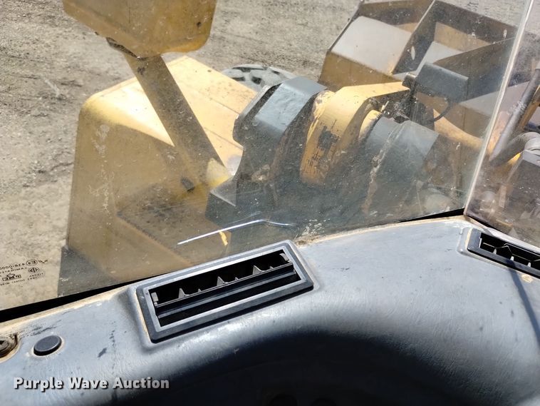 image for item DQ6181 2011 Komatsu WA470-6 wheel loader