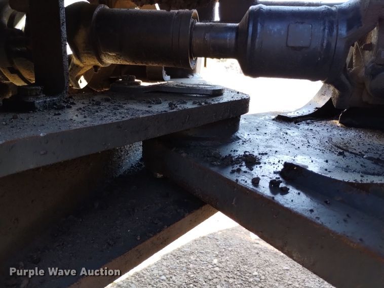 image for item DQ6181 2011 Komatsu WA470-6 wheel loader