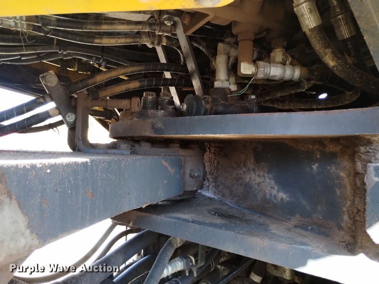 image for item DQ6181 2011 Komatsu WA470-6 wheel loader