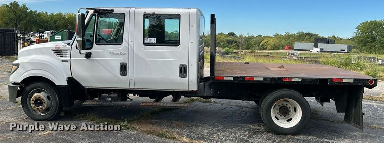 image for item DR2652 2013 International TerraStar Crew Cab flatbed truck