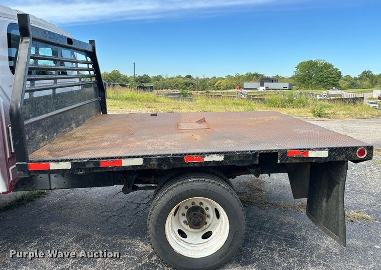 image for item DR2652 2013 International TerraStar Crew Cab flatbed truck