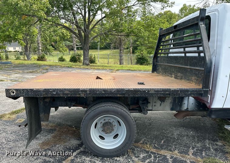 image for item DR2652 2013 International TerraStar Crew Cab flatbed truck