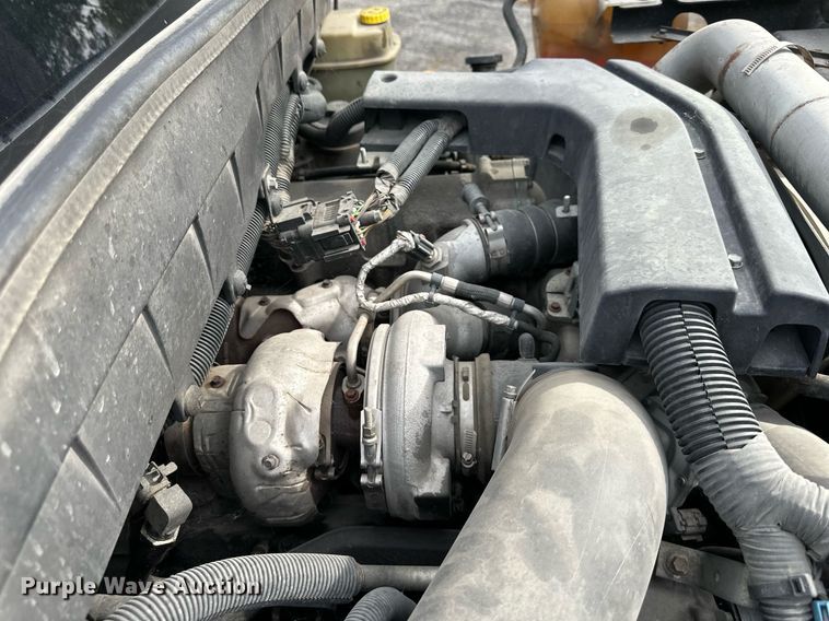 image for item DR2652 2013 International TerraStar Crew Cab flatbed truck