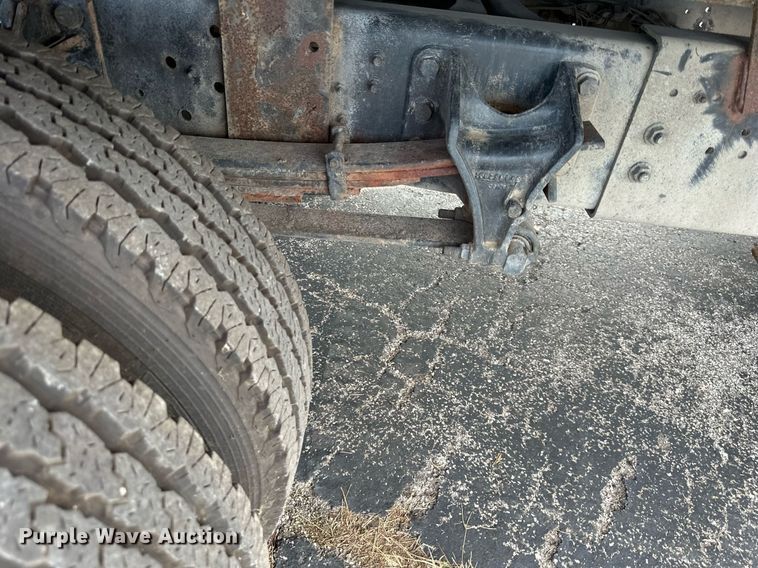 image for item DR2652 2013 International TerraStar Crew Cab flatbed truck