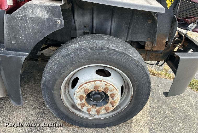 image for item DR2652 2013 International TerraStar Crew Cab flatbed truck