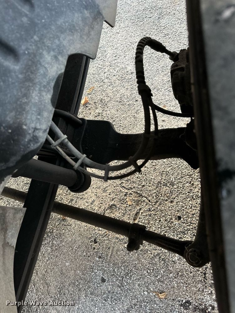 image for item DR2701 2006 Chevrolet  C5500 flatbed truck