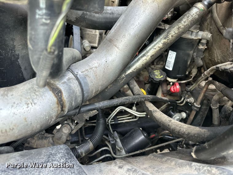 image for item DR2701 2006 Chevrolet  C5500 flatbed truck