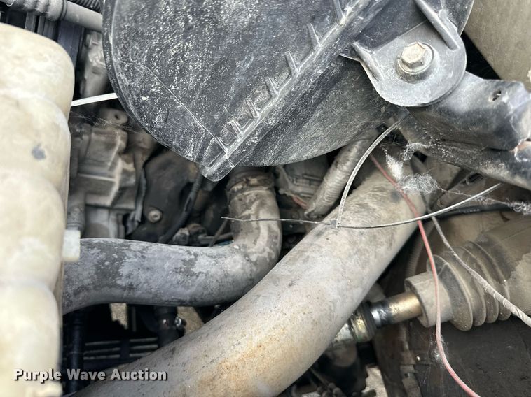 image for item DR2701 2006 Chevrolet  C5500 flatbed truck