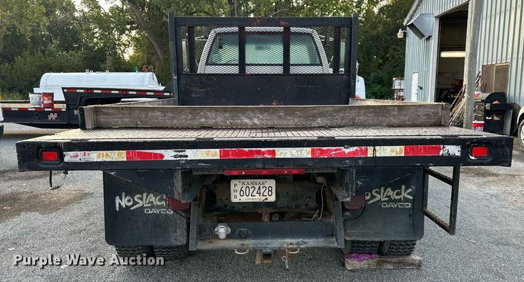 image for item DR2702 1995 GMC Topkick flatbed truck
