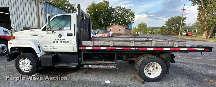 image for item DR2702 1995 GMC Topkick flatbed truck