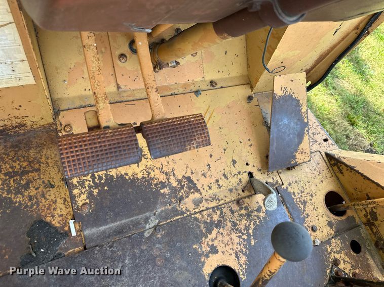 image for item DR2707 Case  580 Super E backhoe