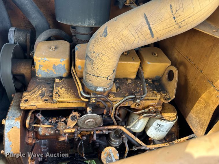 image for item DR2707 Case  580 Super E backhoe