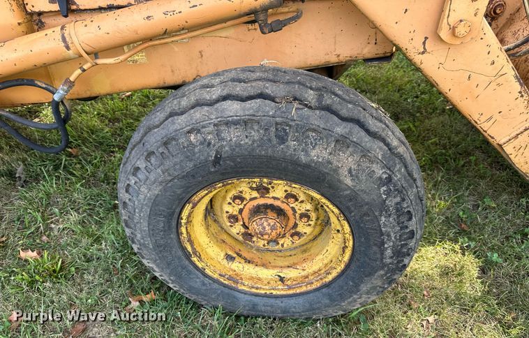 image for item DR2707 Case  580 Super E backhoe