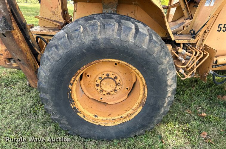 image for item DR2707 Case  580 Super E backhoe