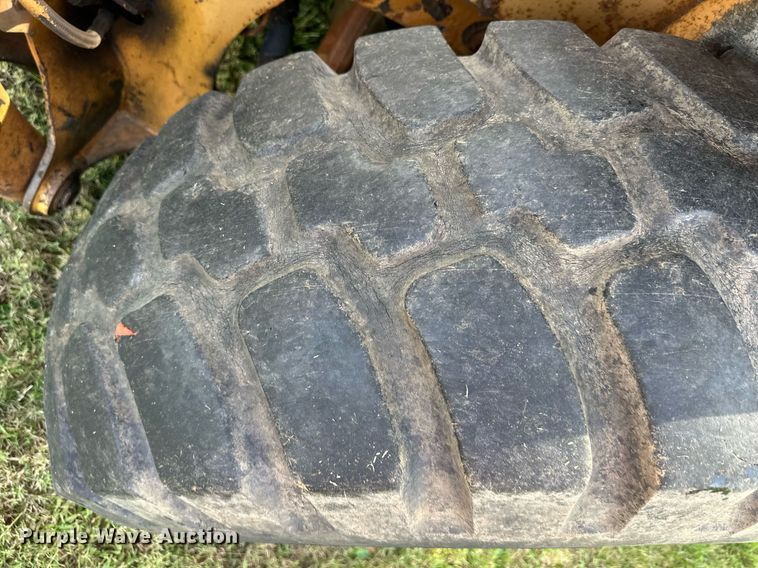 image for item DR2707 Case  580 Super E backhoe